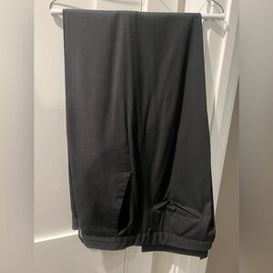 Calvin Klein men’s dress pants. 38 x 32. Black with faint stripes.